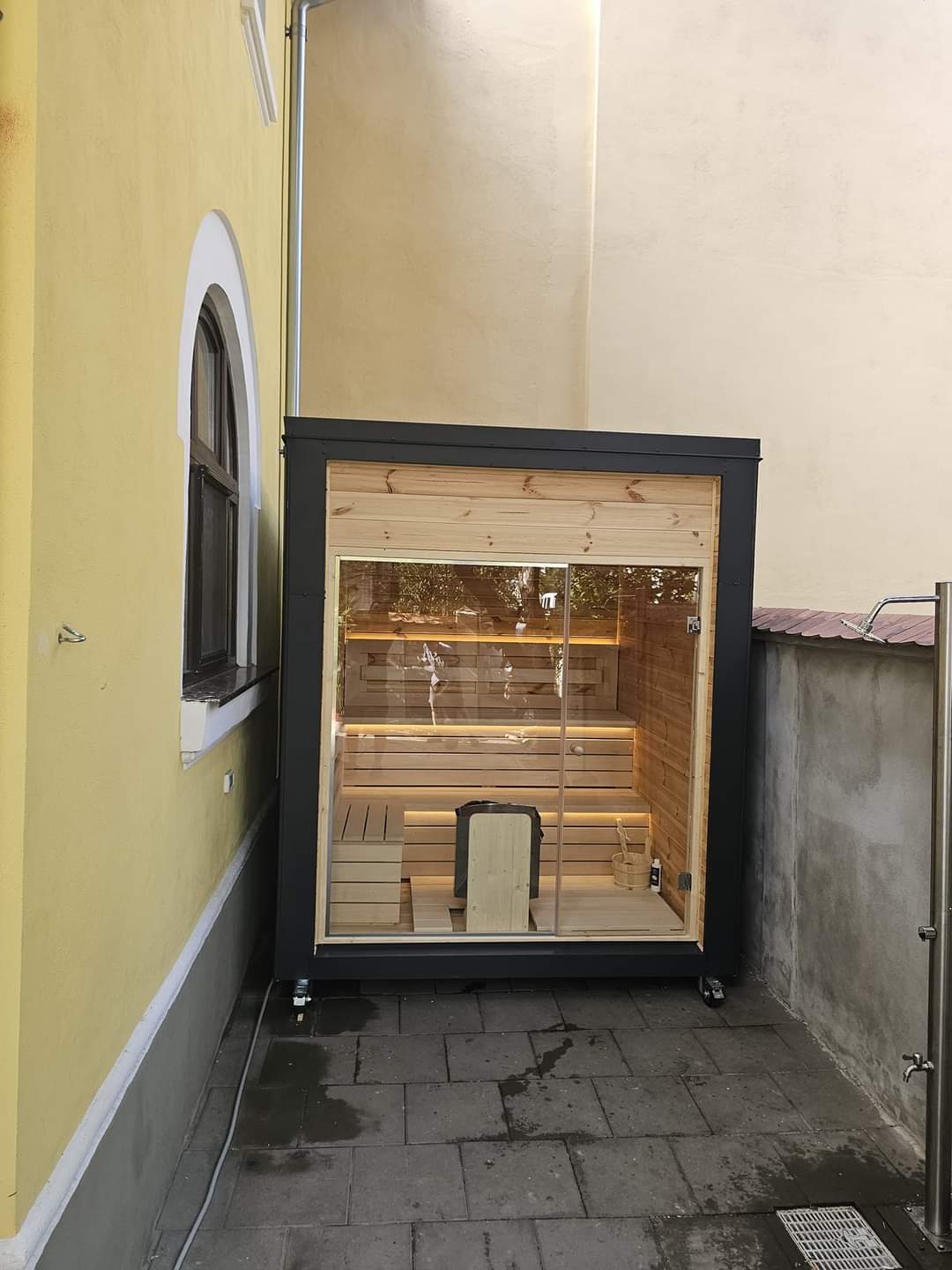 Sauna exterioarã Cubic - 4 persoane