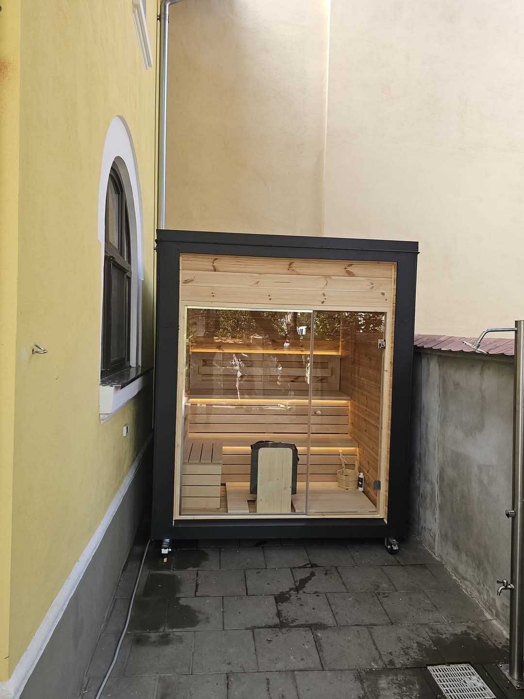 Sauna exterioarã Cubic - 4 persoane
