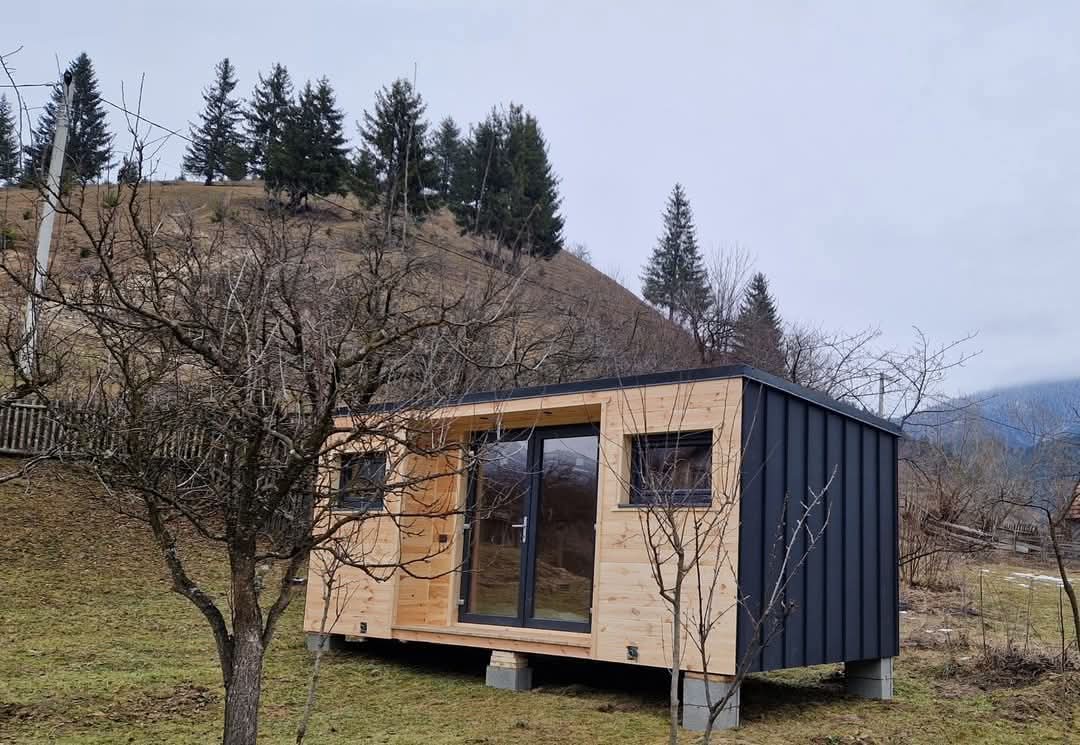 Casuta de gradina 2,5x5,8 m