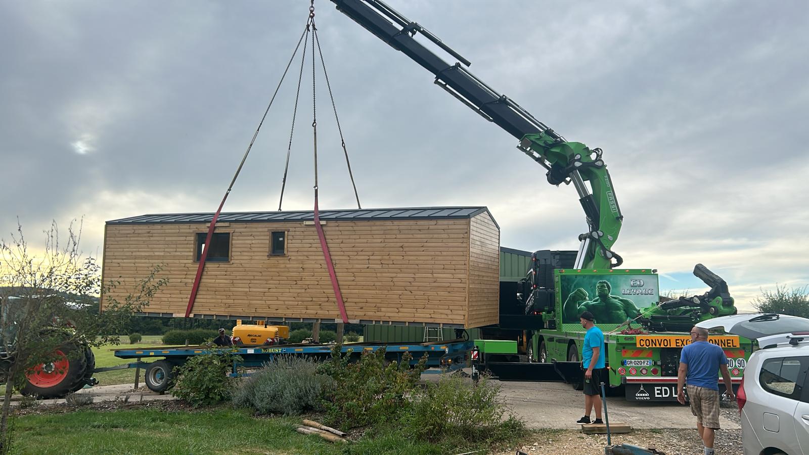 Casa 3,2x11 m cu doua dormitoare